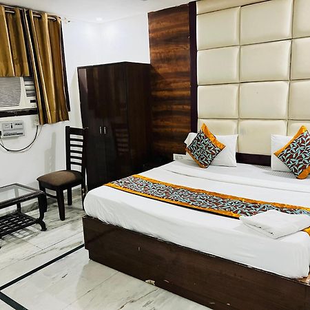 Hotel Marina Near Igi Airport Delhi New Delhi Luaran gambar