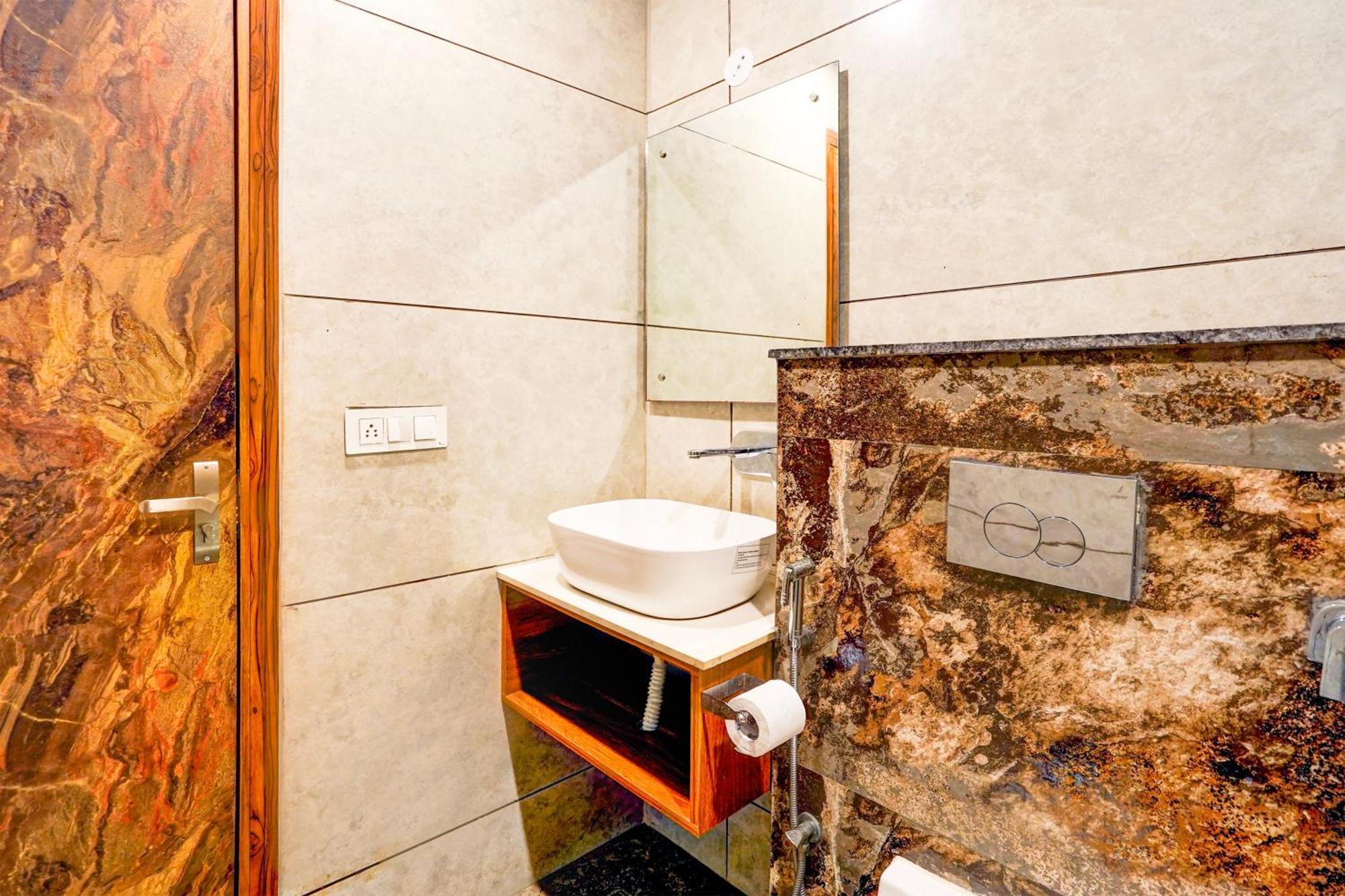 Hotel Marina Near Igi Airport Delhi New Delhi Luaran gambar