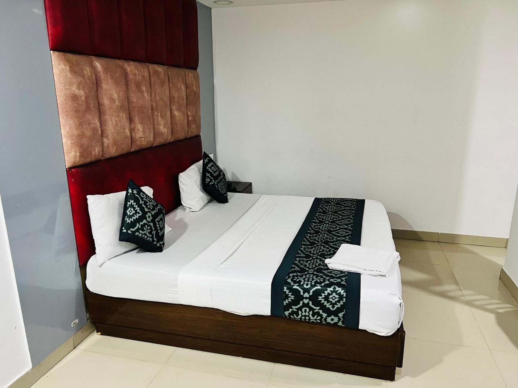 Hotel Marina Near Igi Airport Delhi New Delhi Luaran gambar